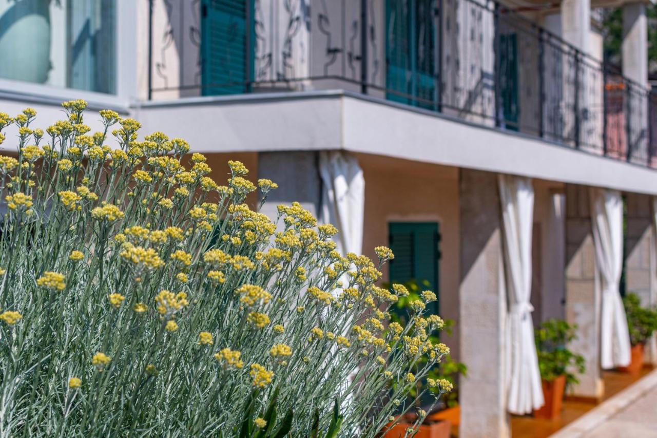 Apartments By The Sea Medveja, Opatija - 7720 Lovran Exterior photo